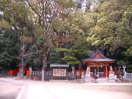 生田神社裏_min.jpg
