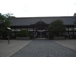 誉田八幡宮・拝殿