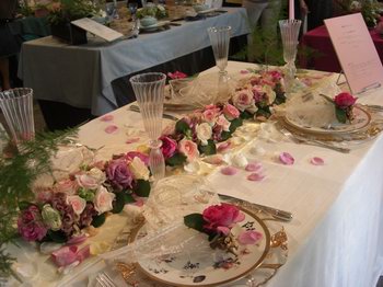 オータニ作品展「薔薇のおもてなし」.jpg