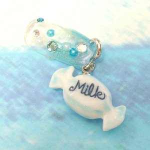 キャンディーブルー