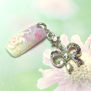 きらきらリボンパープルネイルピアス