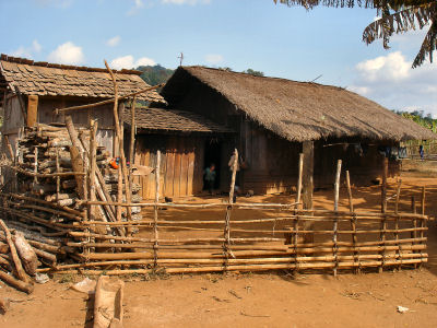シェンクワン県の田舎の民家.jpg