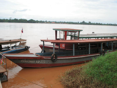 タイ側の船.jpg