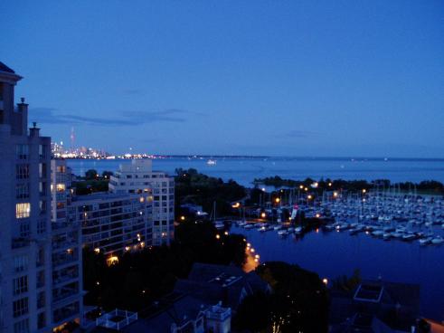 Lake Ontario - at night