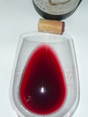 Shinano Wine Budou Koukyoukyoku Aka glass.jpg