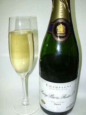 BBR Grand Cru Brut NV glass.jpg