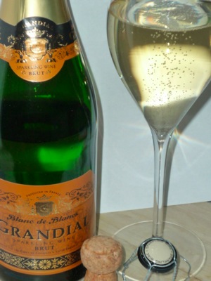 Grandial Brut NV glass.jpg