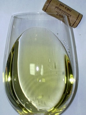 Olivier Leflaive Meursault Poruzot2005 glass.jpg