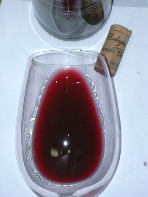 Castillo Don Daniel Gran Reserva1998 glass.jpg