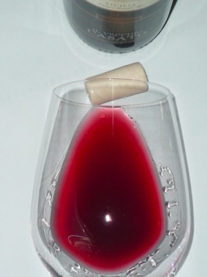 Il Vecchio Casato Nero D'Avola 2010 glass.jpg