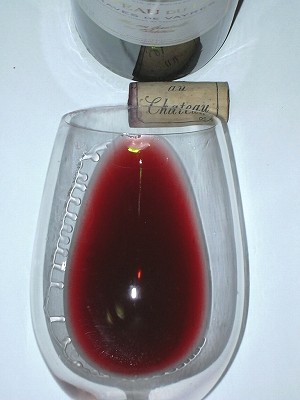 Ch.du Lau1999 glass.jpg