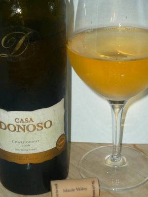 Casa Donoso Chardonnay 2006 glass.jpg