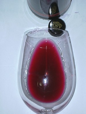 KWV nouveau Rouge2009 glass.jpg