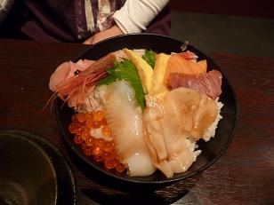 海鮮丼