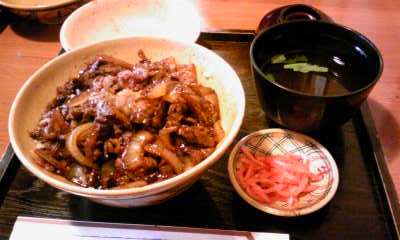 豚捨牛丼.jpg