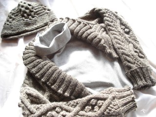 ヨーロッパの手編み２００６秋冬マーガレットと帽子
