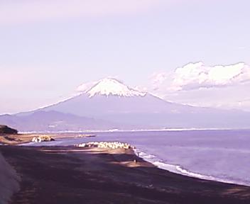清水港から富士山.jpg