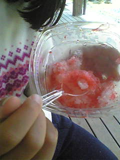 道の駅　四万十とおわのイチゴ果汁たっぷり入ったかき氷