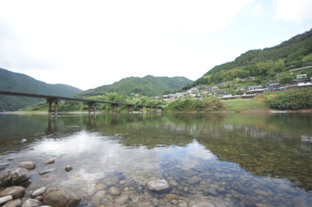 岩間沈下橋