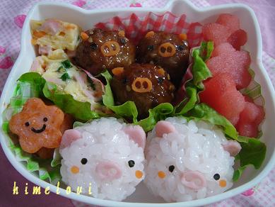 白ぶたちゃん　黒ぶたちゃんのお弁当　☆園児のお弁当☆