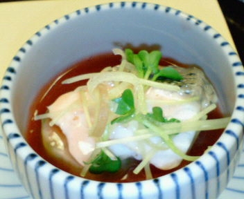 茄子と鱸の梅肉餡かけ