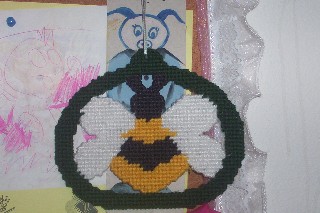 蜂のサンキャッチャー