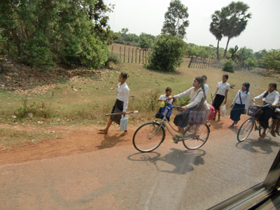 students leave school,Banteay Srei,Siem Reap,Cambodia,2-17-2-3