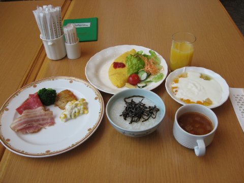 breakfast-01.jpg