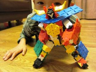 LaQ アクションロボ2 完成.jpg