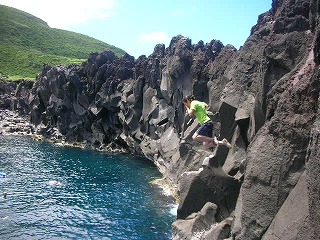 崖から飛び込み