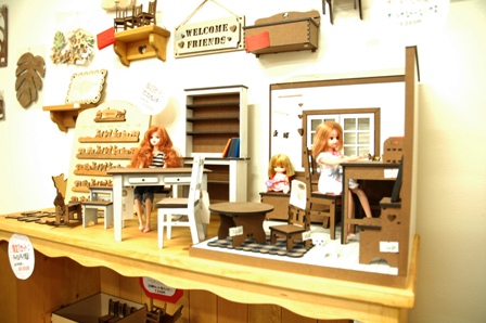 ミニチュア家具屋さん