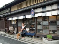 町屋のドッグカフェNEST