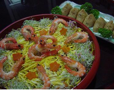 ちらし寿司とおいなりさん