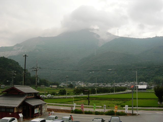 伊吹の里から伊吹山