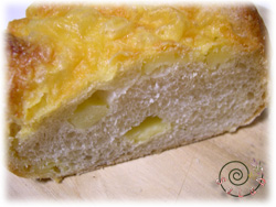 天然酵母チーズフランスcut