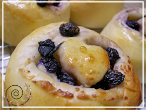 ブルーベリーチーズパン