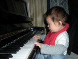 playin piano