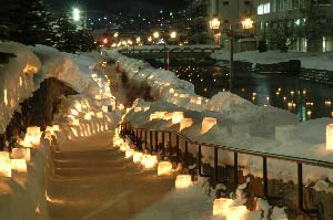 雪明かりの路２