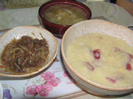 牛肉エノキの甘辛炒め煮と山かけ