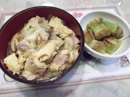 親子丼と焼き茄子