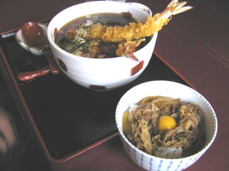 天ぷら蕎麦とミニ牛丼