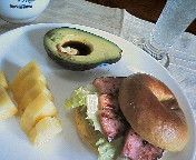 お嫁入りしたカレーベーグル