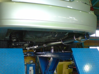 GPS マフラ　装着