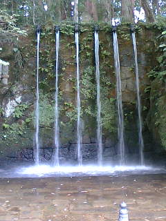 大岩山日石寺（４）六本滝