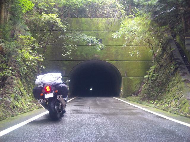 土屋隧道