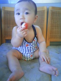 麗慈だるまを食べる？