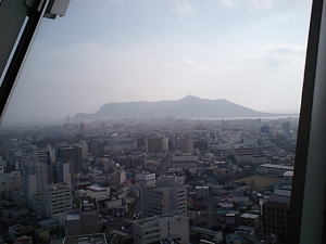 新五稜郭タワーから見る函館山