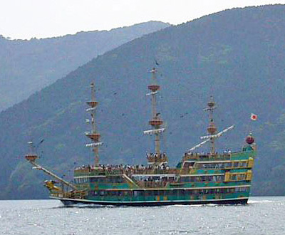 芦ノ湖海賊船バーサ号