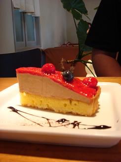 ラズベリーチョコレートケーキ