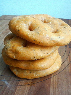 トマト＆ハーブのフォカッチャ